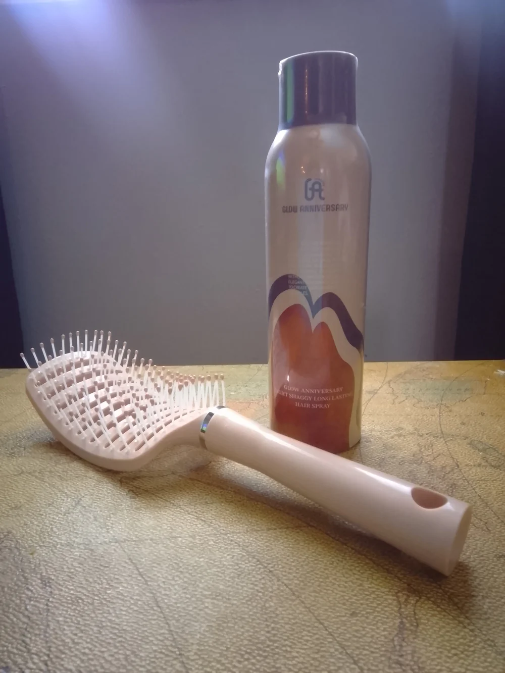 Glow Anniversary High Cranial Volume Styling Spray & Vent Brush Set